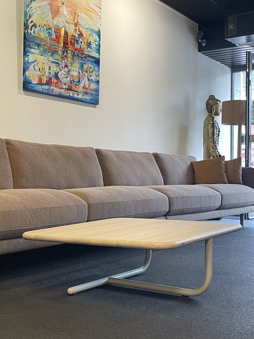 Pode Jolt Couchtisch