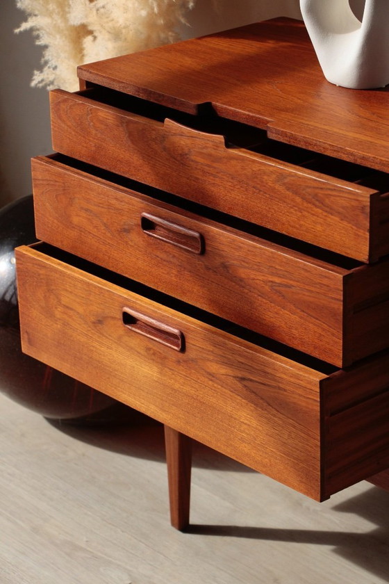 Image 1 of Nathan Teak-Sideboard (1960er Jahre) – Restauriertes englisches Design