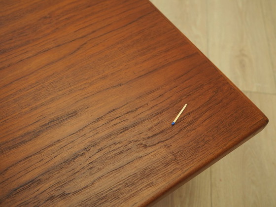 Danish Teak Veneer Coffee Table With Black Tapered Legs, 1960s – Wood (photo 10 of 10)