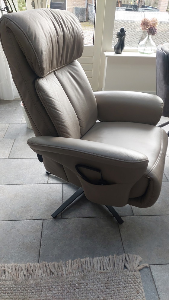 Image 1 of Luxury electrically operated leather recliner with lift function