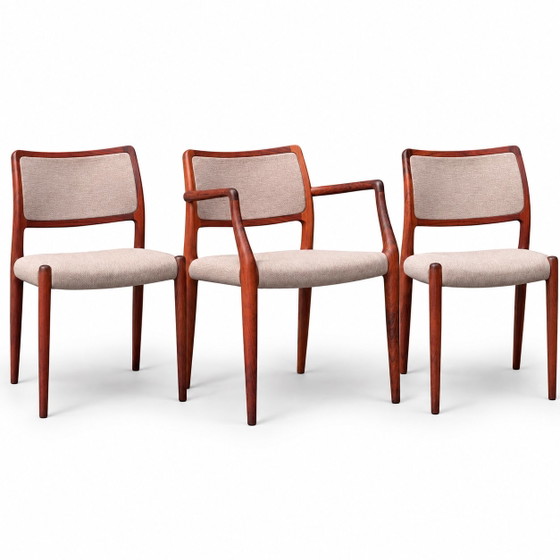 Niels Otto Møller 4x Nr. 80 & 1x Nr. 65 Set – Esszimmerstühle, Polyester, Wood (photo 3 of 9)