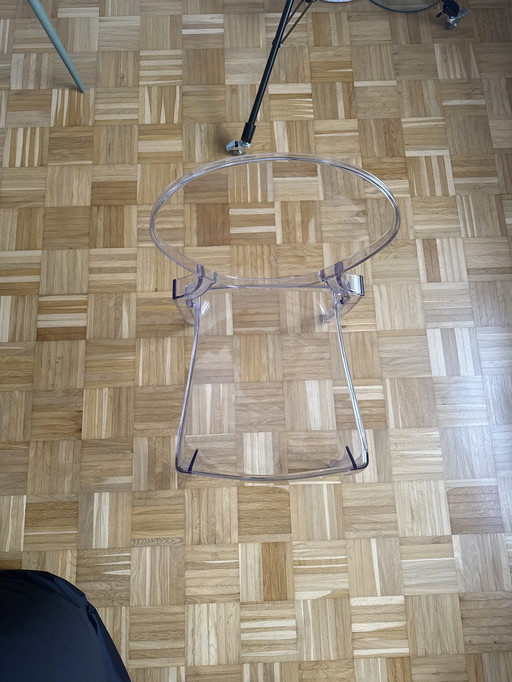 4 sillas apilables de diseño original Pedrali QUEEN 650, transparentes