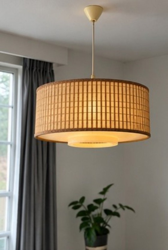 Suspension Philips vintage milieu du siècle avec abat-jour en fibres naturelles tissées – Plastic, Textile (photo 7 of 15)