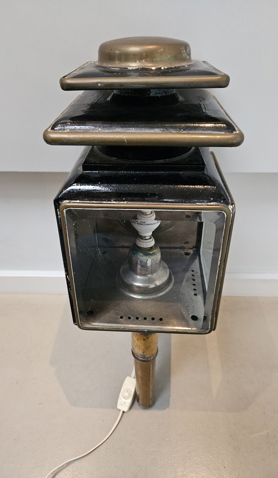 Image 1 of Victoriaanse Messing Koetslamp