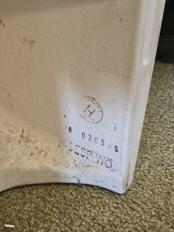 Image 1 of Bellissimo lavabo di design Alessi con rubinetto originale Alessi.