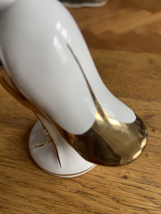 Image 1 of 2 porseleinen vogels met 24 karaat goud