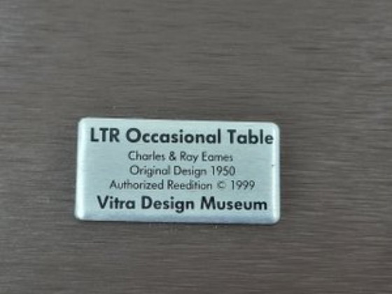 Image 1 of Mesa auxiliar Charles y Ray Eames para Vitra, 1999