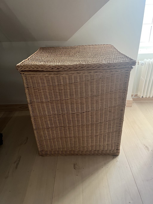 Cesto portaoggetti molto grande con coperchio