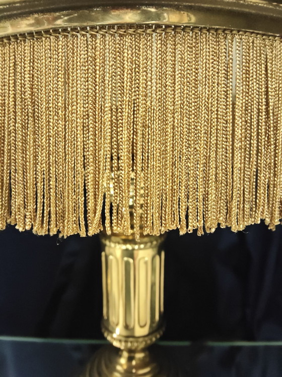 Attractive Vintage Table Lamp in Hollywood Regency Style, Metal, Textile, Gold (photo 5 of 8)