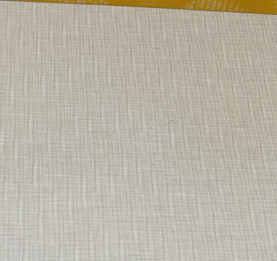 Image 1 of Petite table de cuisine robuste des années 50 en bois Resopal 58,5x90,5 H74 table de cuisine vintage rétro table de travail