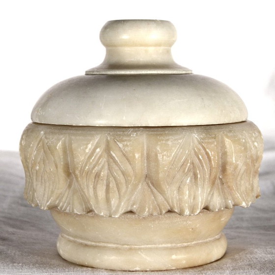 Image 1 of Vintage marmeren doos, 12x12 cm