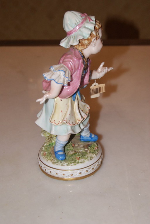 Tiche porseleinen beeldje