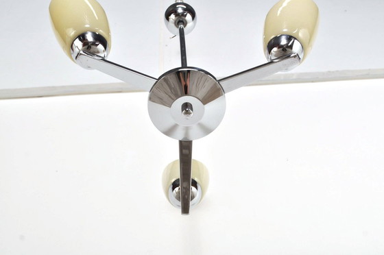 Image 1 of Lampadario vintage a tre bracci in cromo e vetro, anni '50