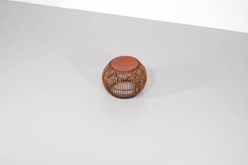 Taburete vintage de ratán y mimbre, Italia, años 60.