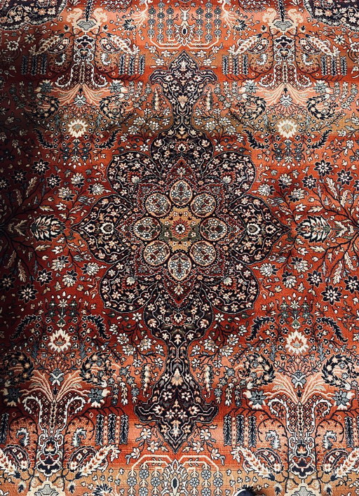 Beautiful large vintage Persian-style rug / Persiakhan – 250 x 347 cm
