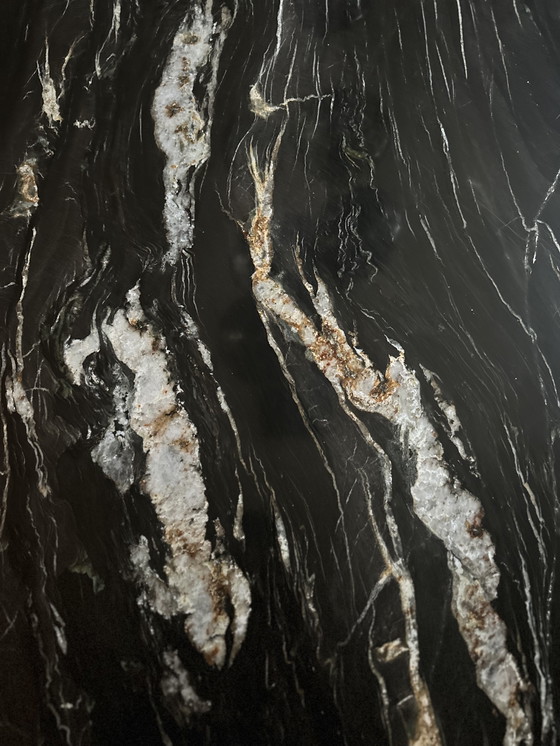 Image 1 of Eettafel Belvedère kwartsiet