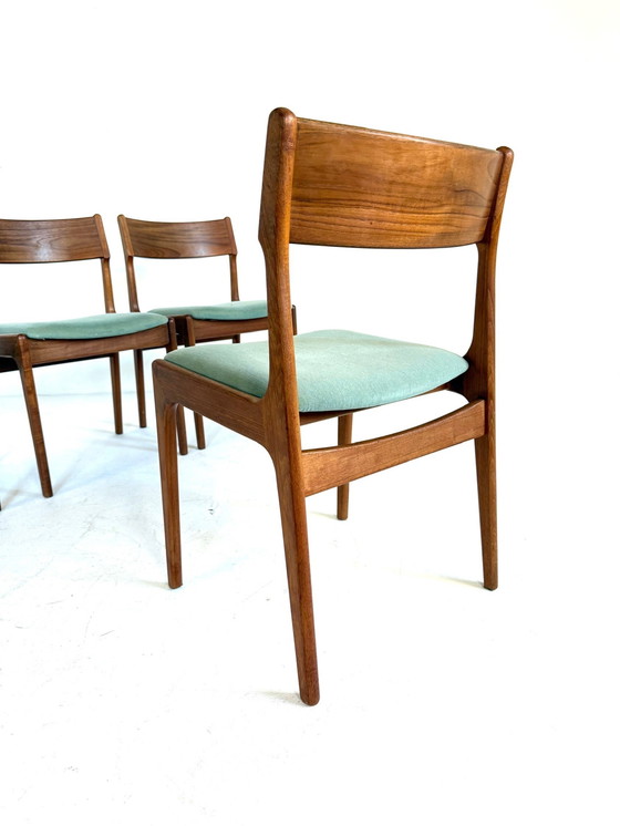 Image 1 of 6 chaises de salle à manger vintage, Korup Stolefabrik '70