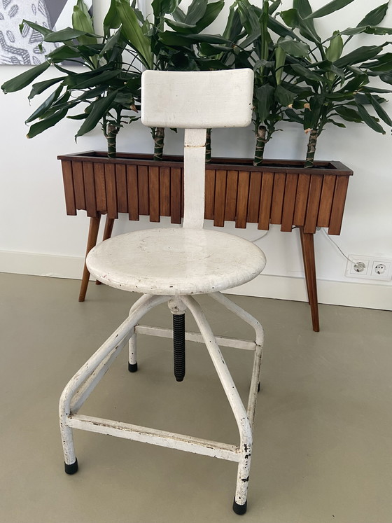 Image 1 of tabouret pivotant vintage en acier industriel