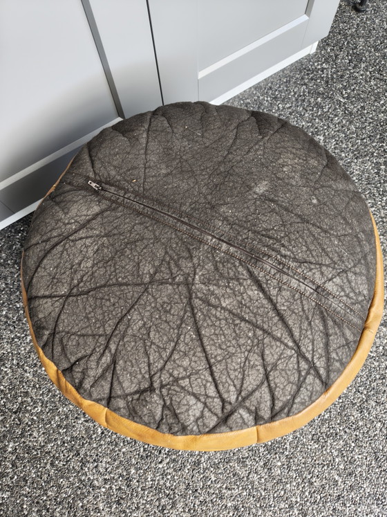 Image 1 of Pouf vintage in pelle patchwork