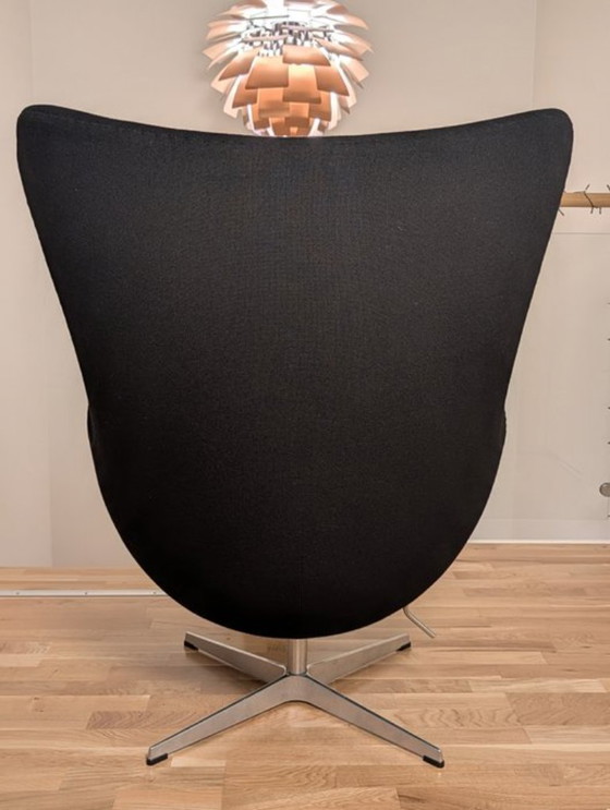Image 1 of Arne Jacobsen Egg Chair with Ottoman