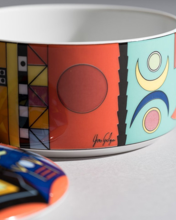 Image 1 of Caja de porcelana Rosenthal con tapa «Aventuras en Asia» Colección Reiseimpressionen