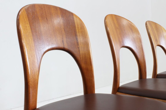 Image 1 of Sedie da pranzo vintage danesi della metà del secolo Niels Koefoed, set di 8