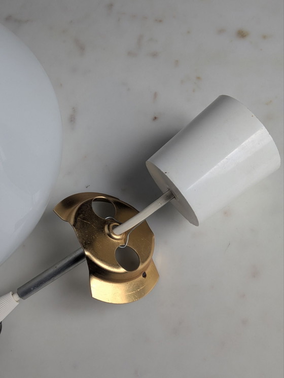 Vintage Pendant lamp Giant Bulb dlg by Ingo Maurer. Opaline, Glass, Brass, Gold (photo 12 of 15)
