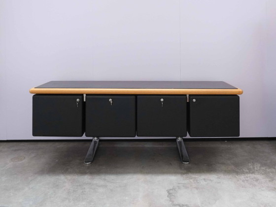 Image 1 of Knoll International Warren Platner de época