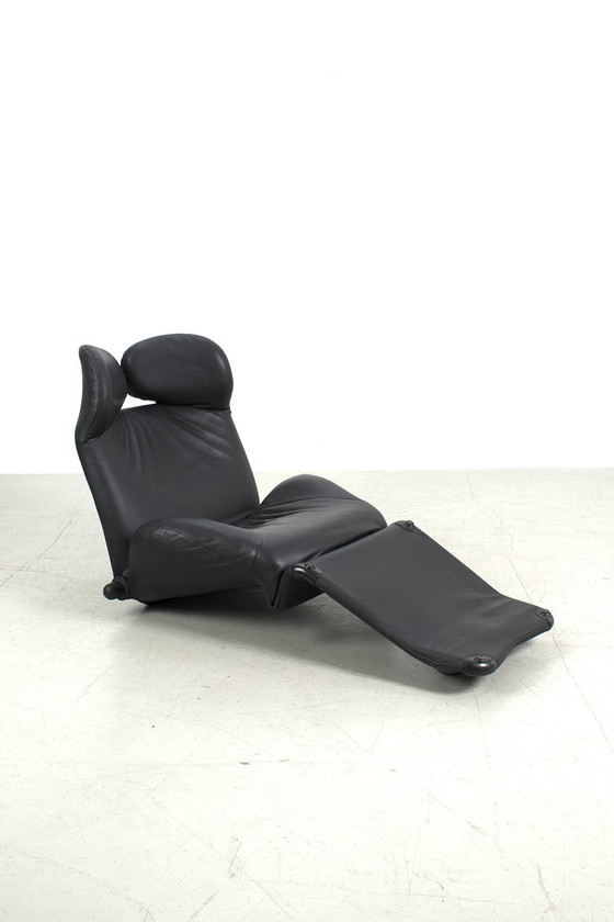 Image 1 of Sillón Cassina Wink en piel negra diseño Toshiyuki Kita