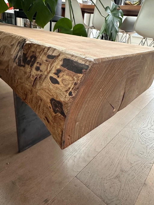 Trunk bench