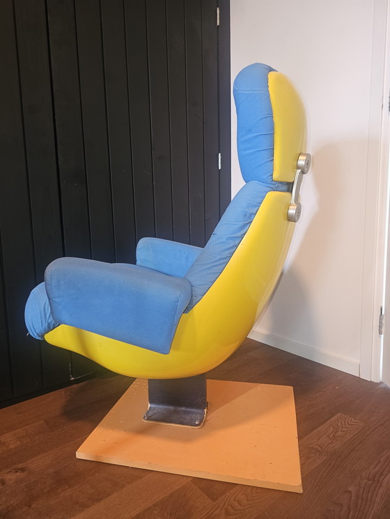 Image 1 of Originele jaren 70 bioscoopstoel uit Parijs