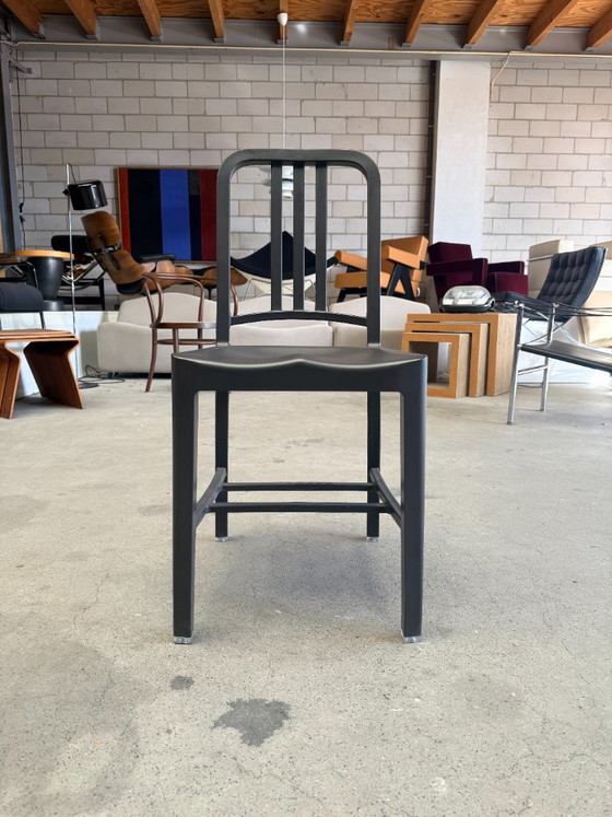 Emeco Coca Cola chair, Wilton Carlyle Dinges (voorraad: 6), Eetkamerstoelen, Kunststof, Grijs, Modern (foto 7 van 9)