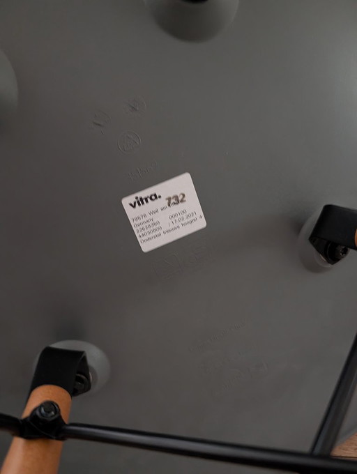 2x Vitra Eames DSW Graphite