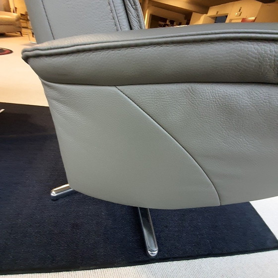 Image 1 of La poltrona reclinabile Future Next 32