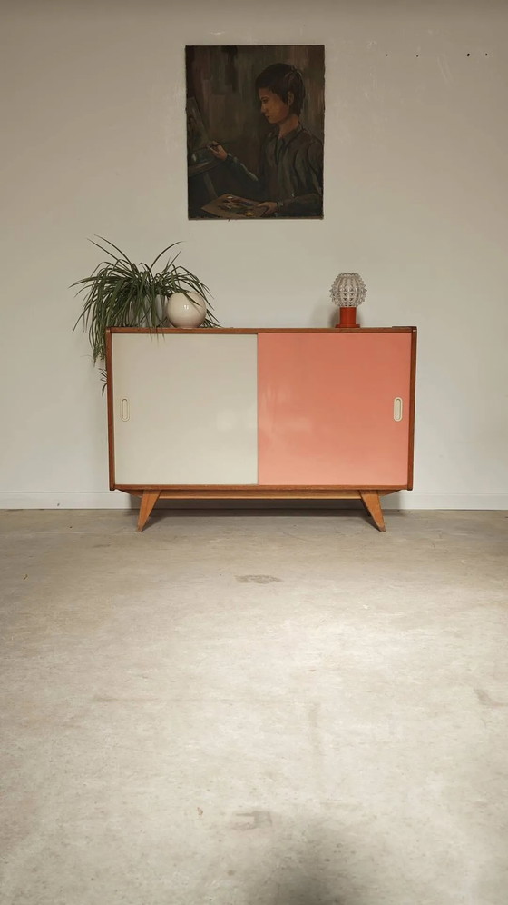 Credenza U452 rosa e bianca di Jiri Jiroutek per Interier Praha – Armadi contenitori, Legno, Design (photo 13 of 28)