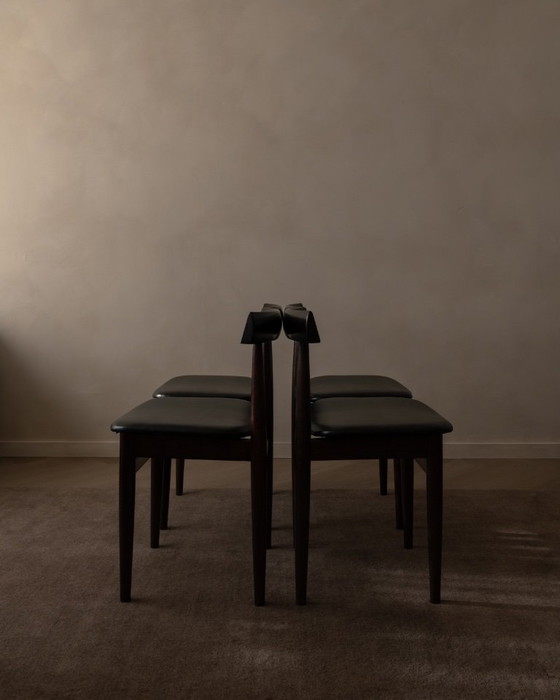 Image 1 of Set van 4 vintage Hans Olsen "Roundette" eetkamerstoelen voor Frem Røjle · Model 631 / 630 serie