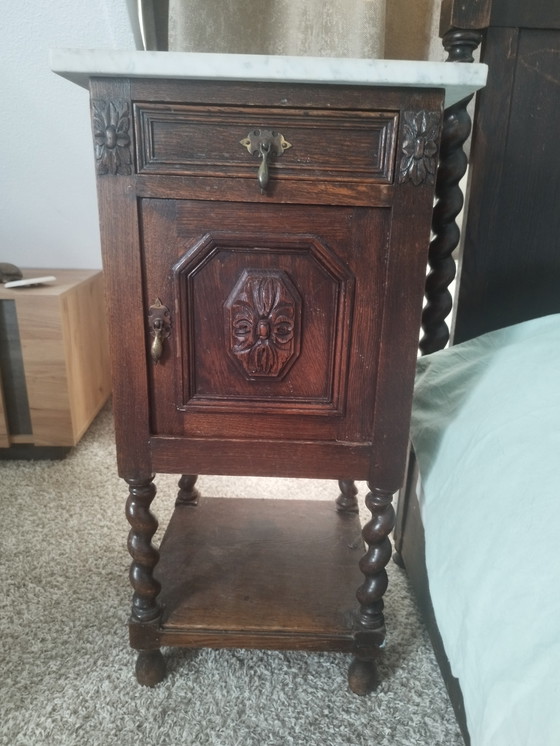 Image 1 of Beautiful Antique Bed With Nightstand