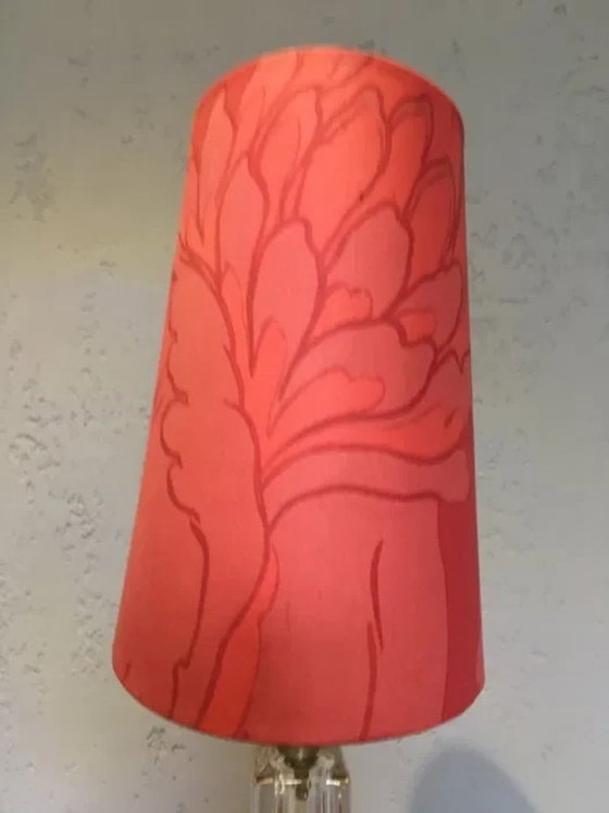 Lampada da tavolo in cristallo Vannes Le Châtel con paralume in tessuto rosso, anni '70, Lampade da tavolo (foto 4 di 9)
