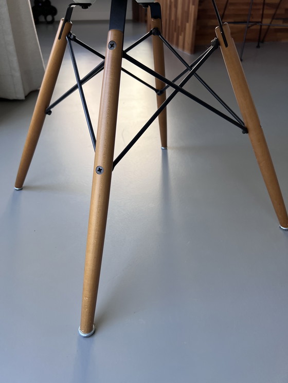 Image 1 of 2x Eames Daw stoelen wit
