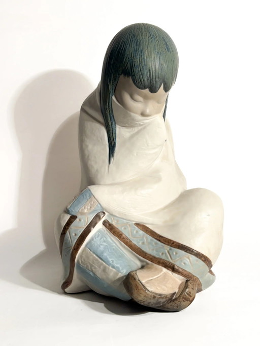 Escultura esquimal de gres de Juan Huerta para Lladró, años 90 – beeldhouwkunst