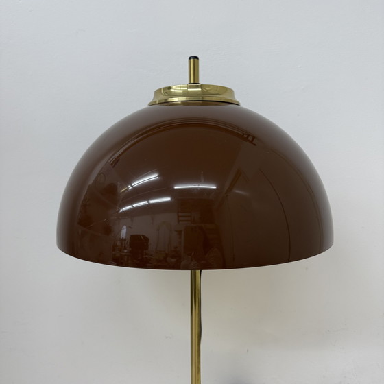 Image 1 of Lampada da tavolo vintage a fungo con base in metallo dorato , anni '70