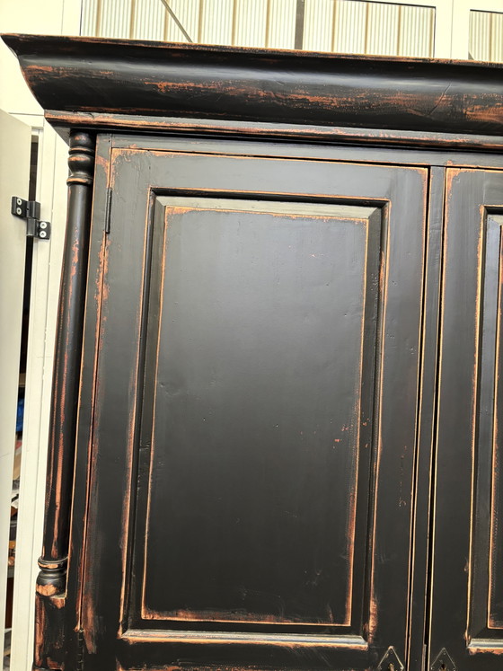 Image 1 of armoire/buffet vintage