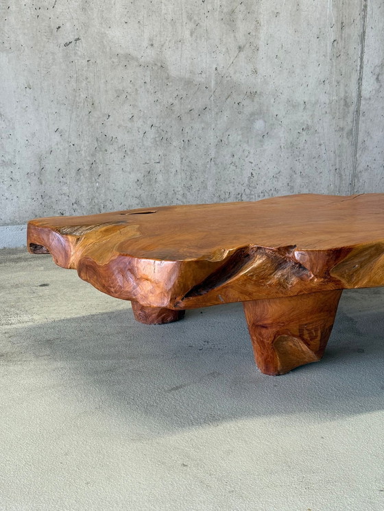 Image 1 of Vintage brutalist wabi sabi wortelnoten salontafel