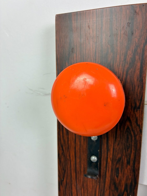 Appendiabiti vintage con specchio, effetto palissandro, Vetro, Plastica, Arancione (foto 11 di 15)