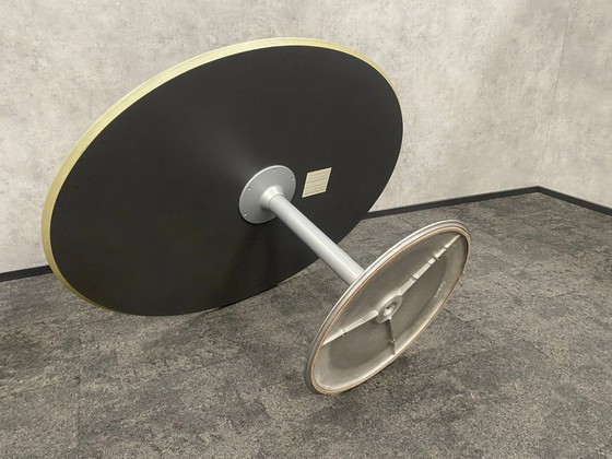 Image 1 of Artifort oval design dining table – designed by Pierre Paulin