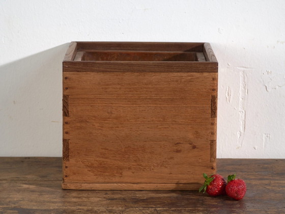 Japanische Hibachi-Kohlenbeckenbox – Japan, Taishō- oder frühe Shōwa-Periode, ca. – Dekorative Objekte, Wood (photo 33 of 39)