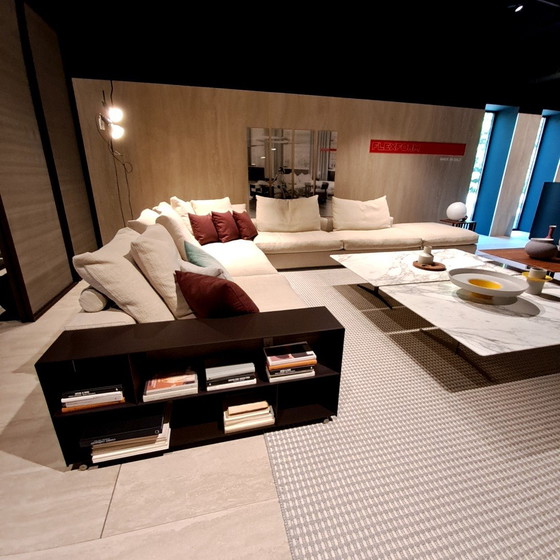 Image 1 of xxxx reused corner sofa