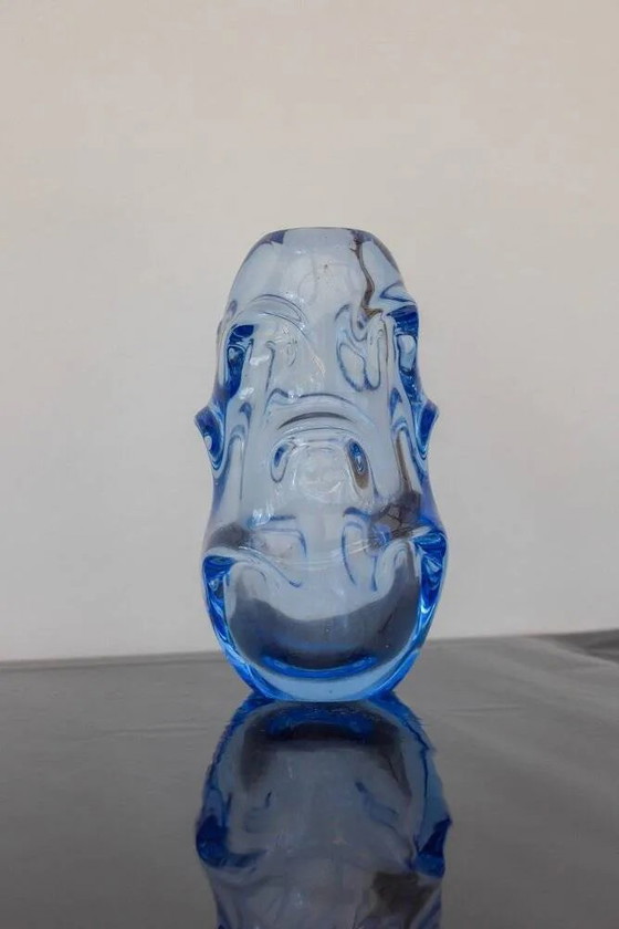 Image 1 of Vase vintage en cristal moderne bleu pâle par Börne Augustsson pour Åseda