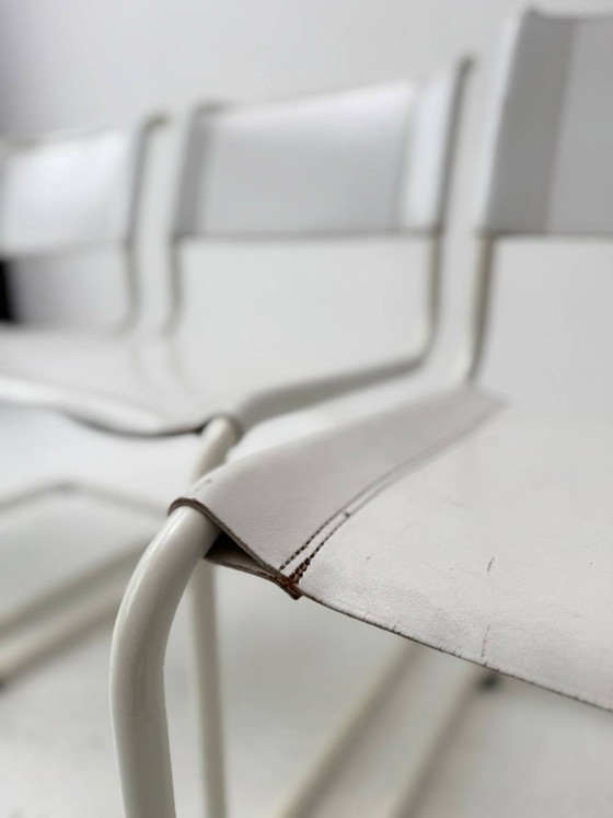 Image 1 of Set van 5 Thonet S33 volledig witte cantileverstoelen van Mart Stam, 1926
