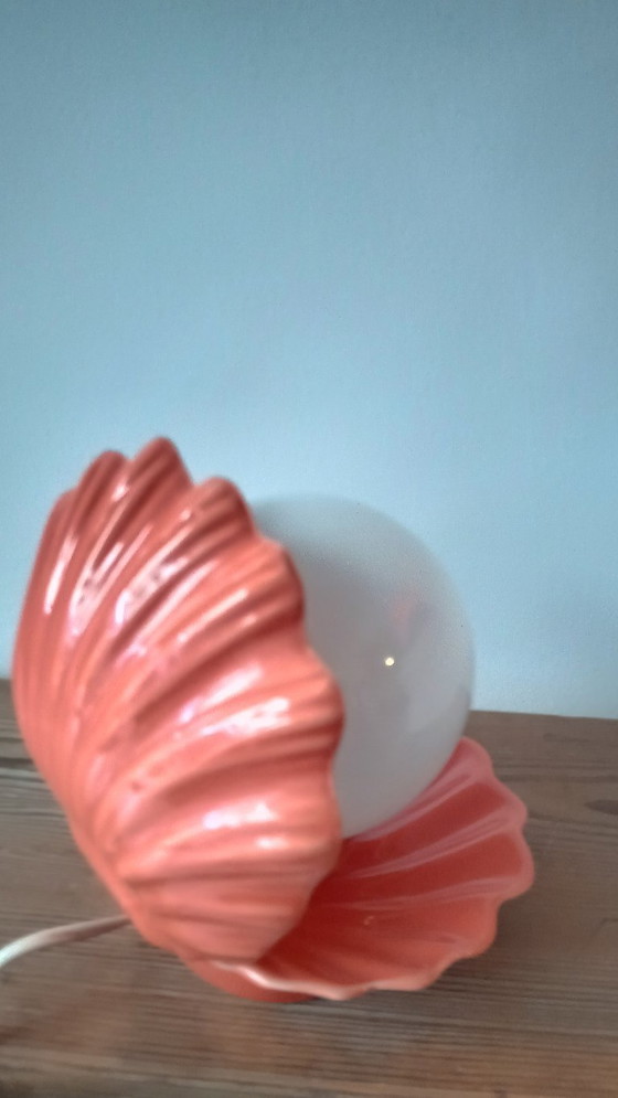 Image 1 of schelplamp uit de jaren 70